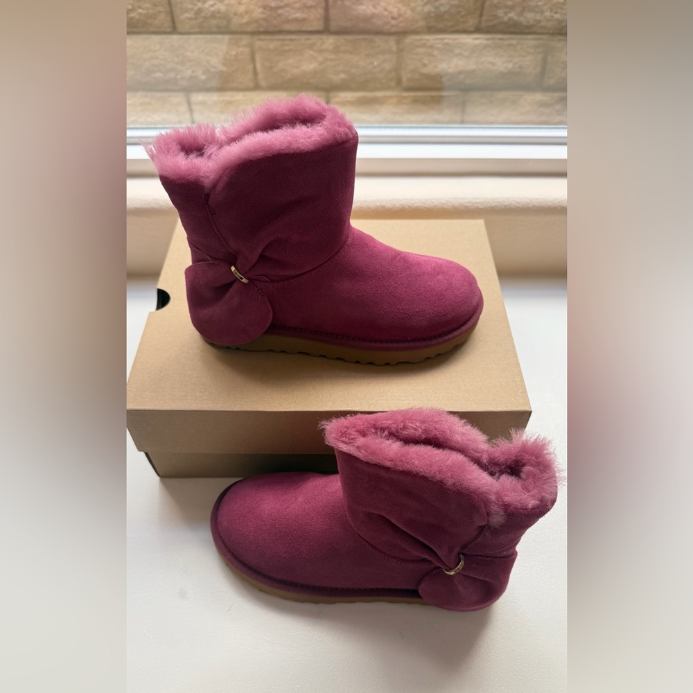 NWT Ugg Classic Mini Twist Boot - Picture 2 of 11